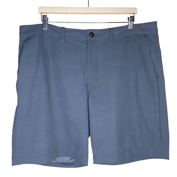 The North Face Men’s Shorts Size 40 Gray Pockets Zipper Logo Outdoors Preppy - Picture 1 of 10